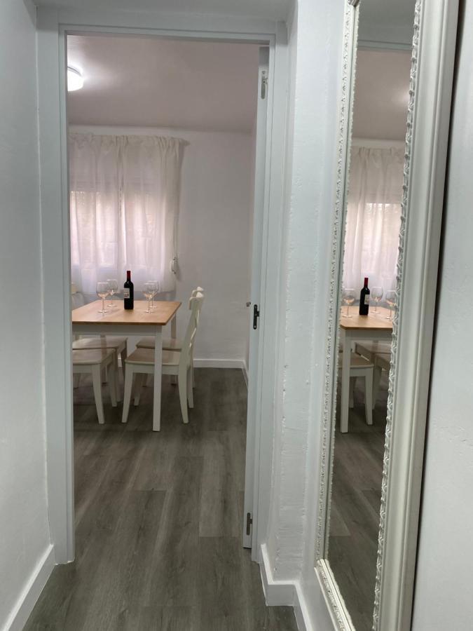 Piso Junto Al Hospital Macarena Apartment Seville Exterior photo